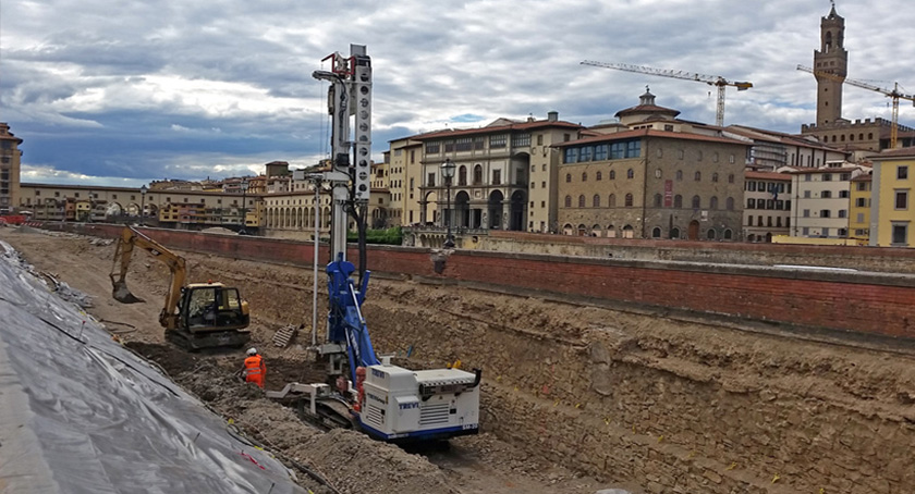 Embankment protection works for "Lungarno Torrigiani" | Trevi 2