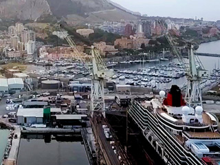 Palermo Port: 15000 DWT Dry Dock Trevi spa